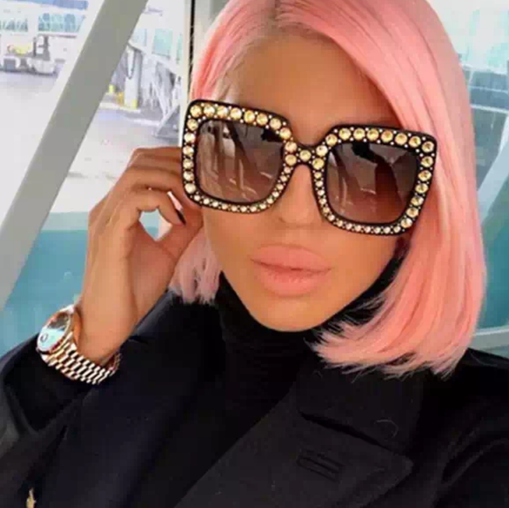 ☘️OVERSIZED LUXURY FASHION RHINESTONE SUNGLASSES ☘ - Picture 3 of 4